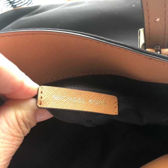 NewMichael Kors bag - Picture 7 of 12
